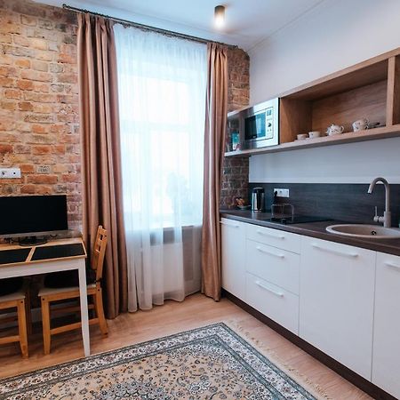Stylish Latvian-Style Studio Apartment Near City Center, Parks, Cafes & Public Transit リガ エクステリア 写真