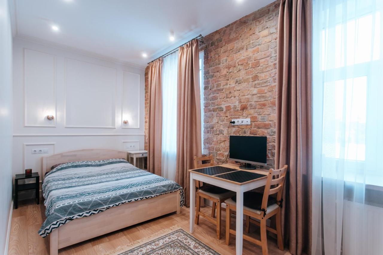 Stylish Latvian-Style Studio Apartment Near City Center, Parks, Cafes & Public Transit リガ エクステリア 写真
