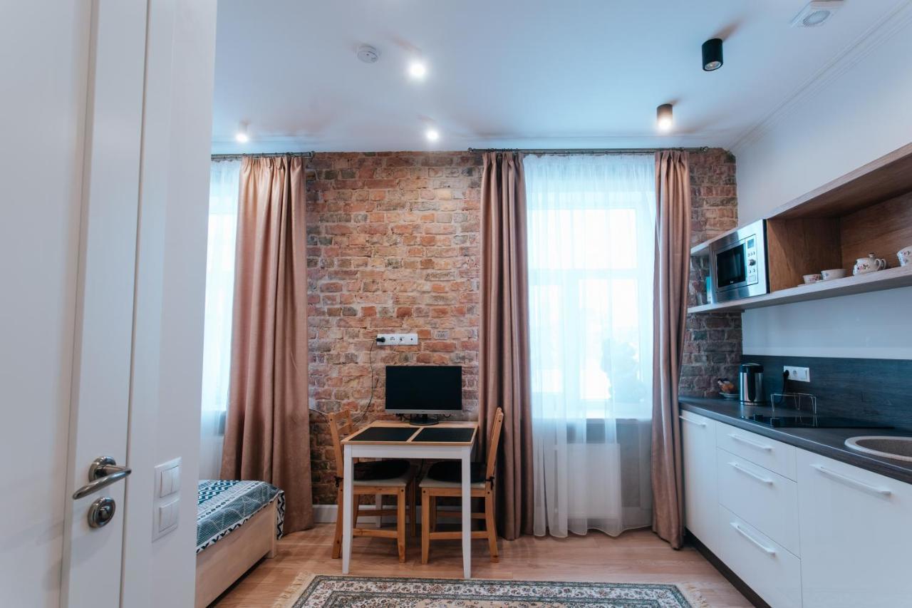Stylish Latvian-Style Studio Apartment Near City Center, Parks, Cafes & Public Transit リガ エクステリア 写真