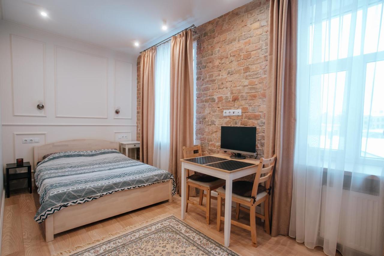 Stylish Latvian-Style Studio Apartment Near City Center, Parks, Cafes & Public Transit リガ エクステリア 写真